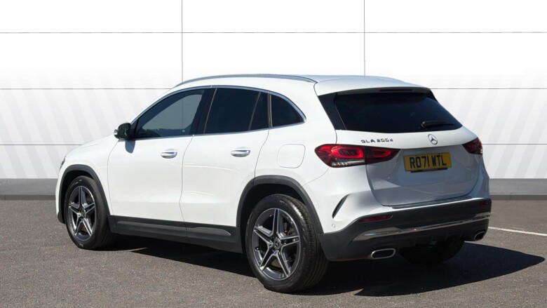 Mercedes-Benz GLA 200d AMG Line Premium 5dr Auto Diesel Hatchback